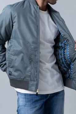 Hobbs Bomber